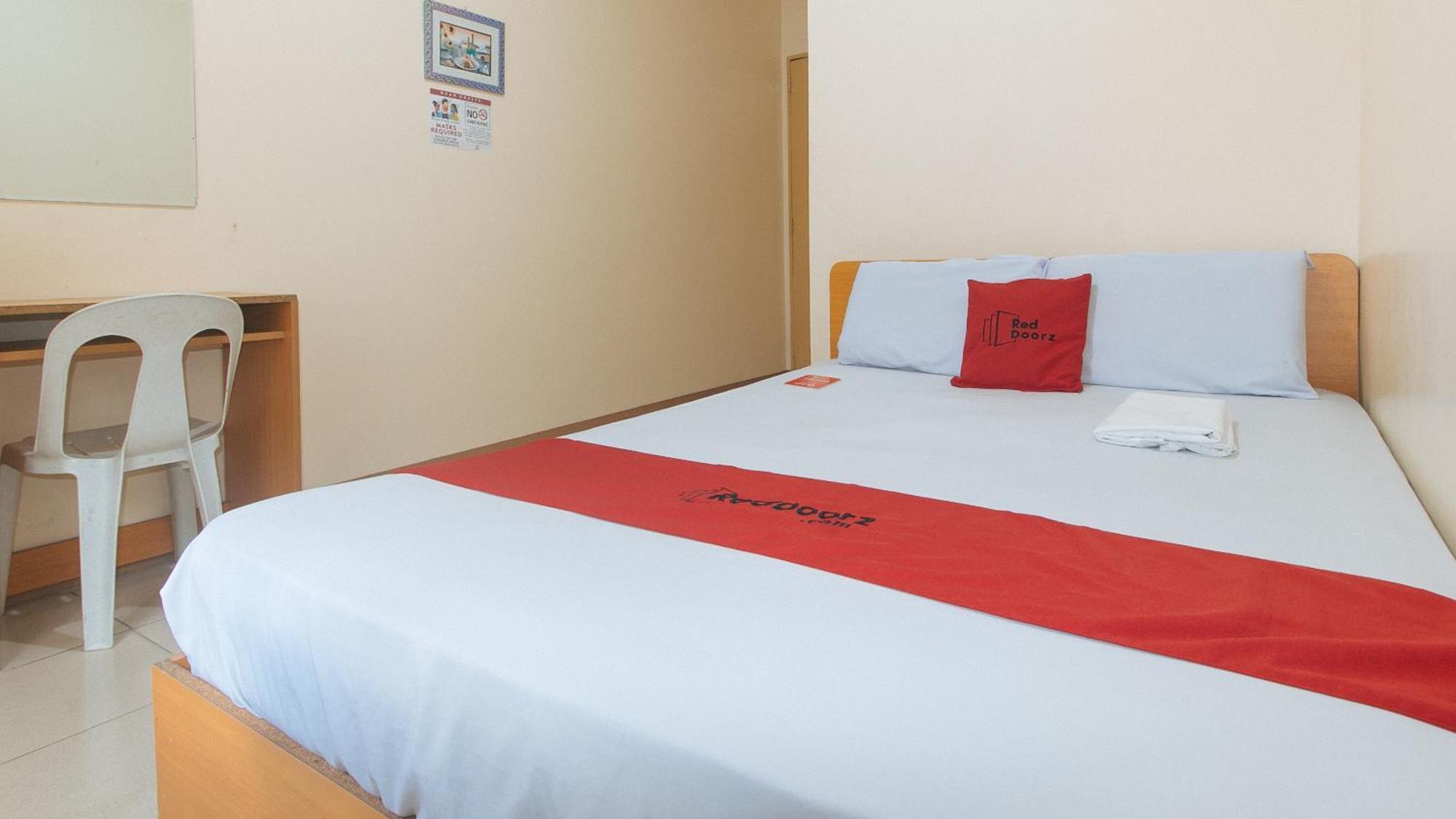 Reddoorz @ Asiana Pension Inn มันดาเวซิตี้ ภายนอก รูปภาพ