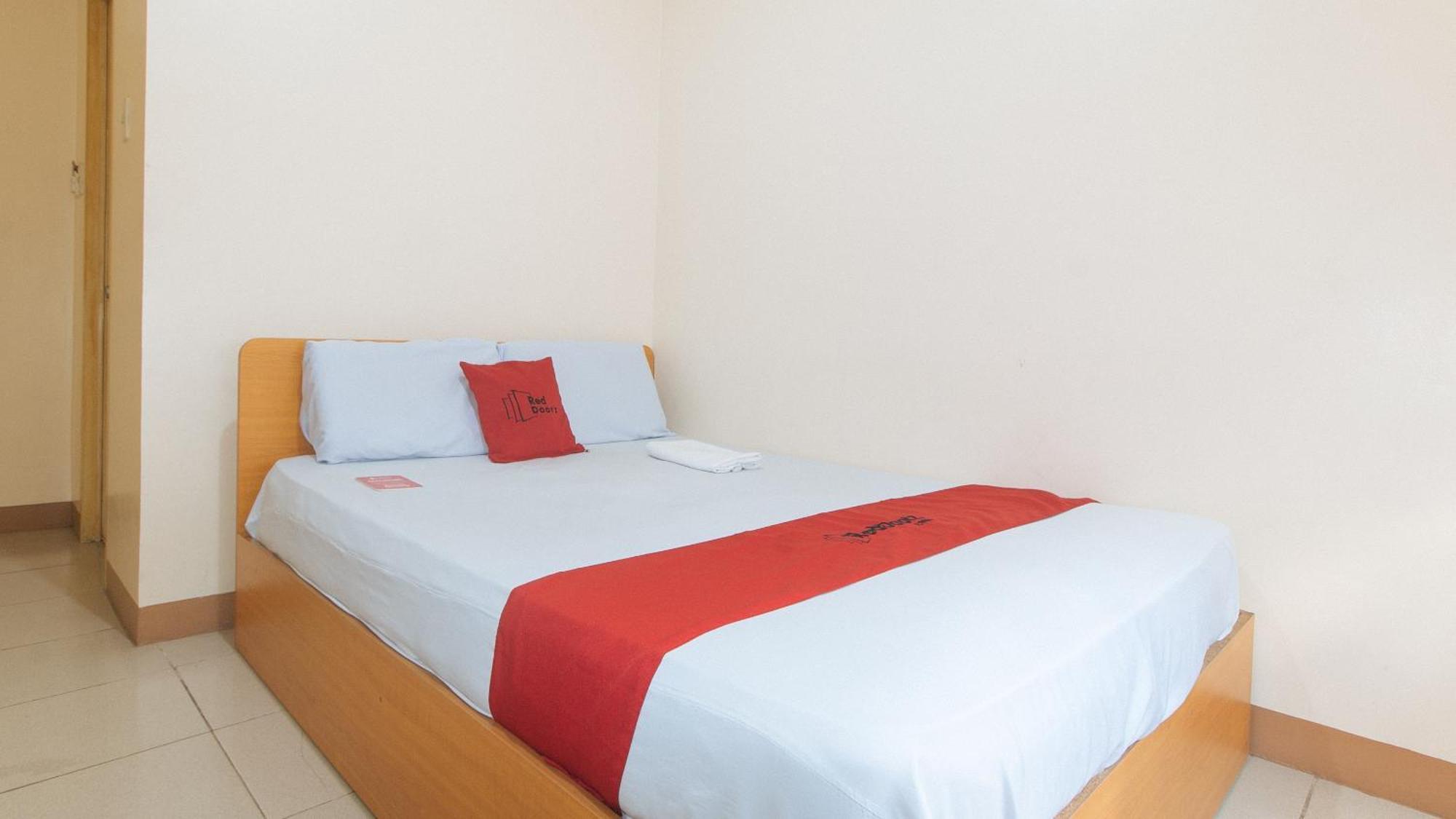 Reddoorz @ Asiana Pension Inn มันดาเวซิตี้ ภายนอก รูปภาพ